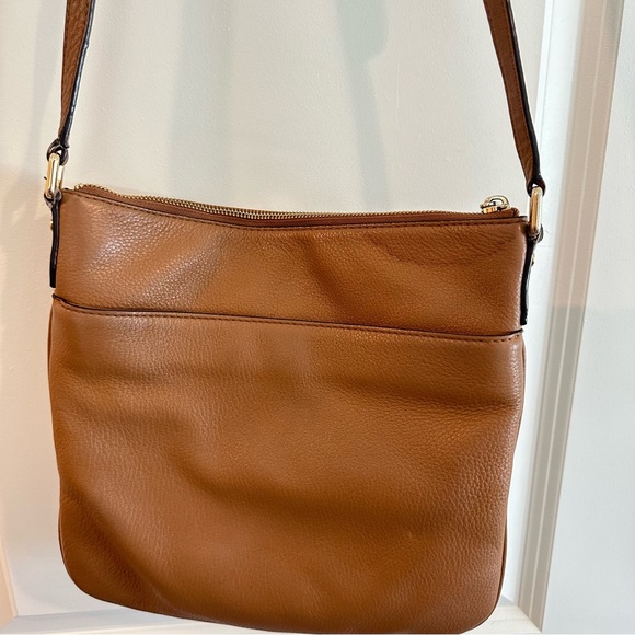 Michael Kors Bags Michael Kors Bedford Flat Crossbody in Carmel Brown Leather - Picture 6 of 10
